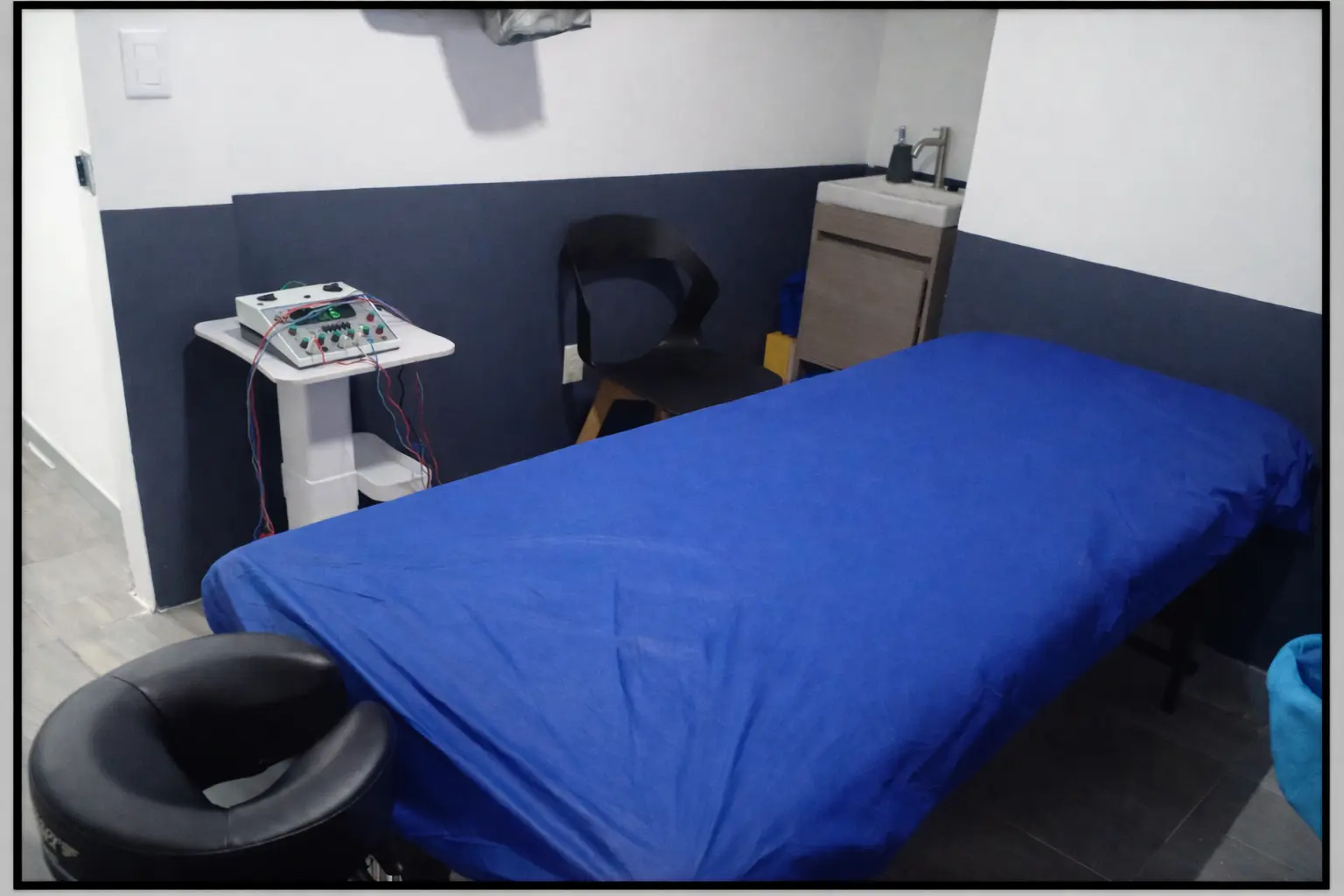 Sala de fisioterapia y rehabilitación en Dolorfin Juriquilla – Querétaro