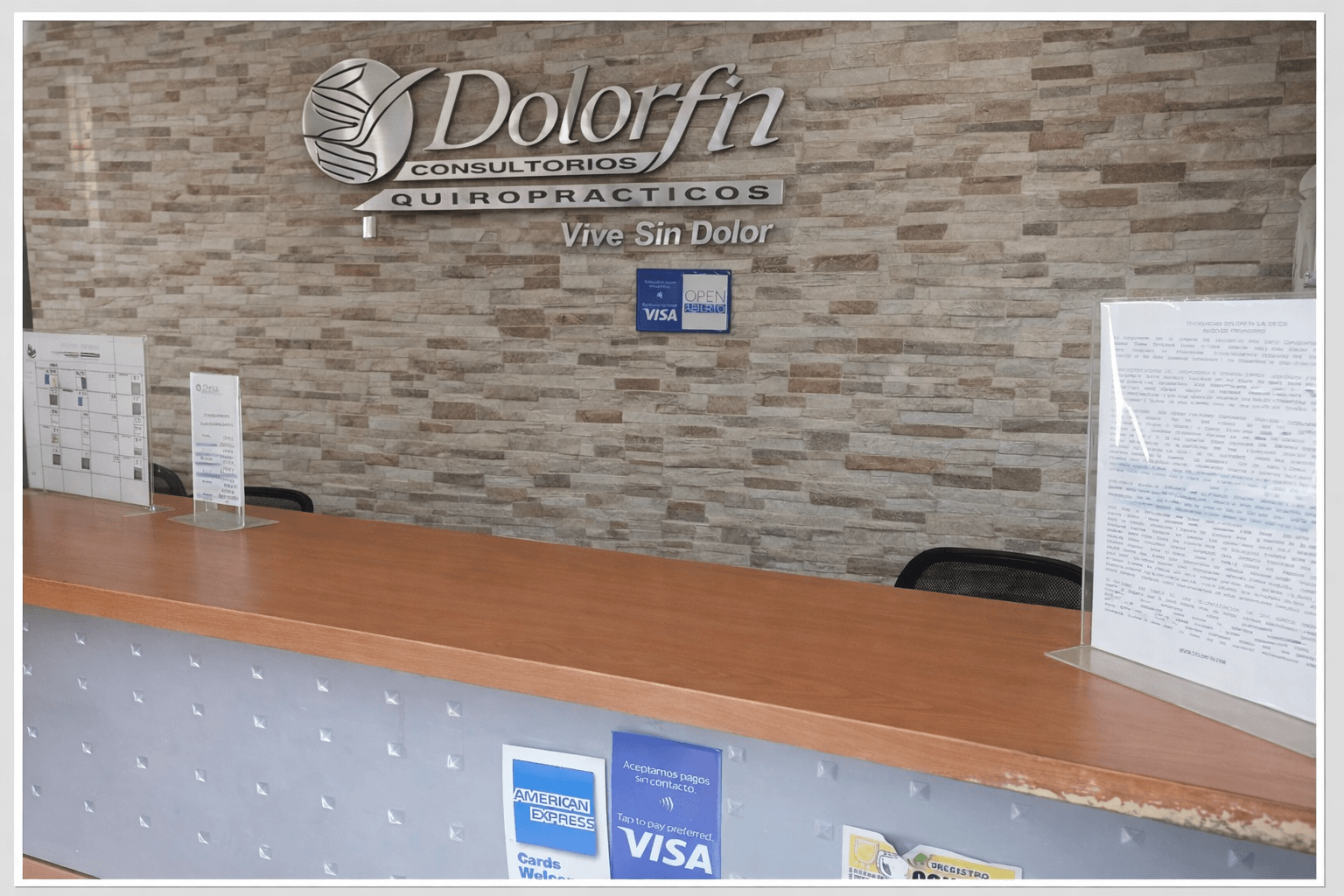 Recepción y área de espera Dolorfin Tezontle – Iztapalapa